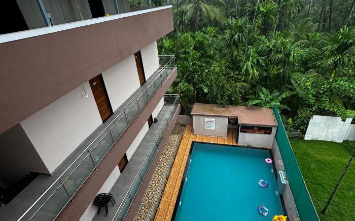 ILIF 2724 The Ocean Treat Hotel