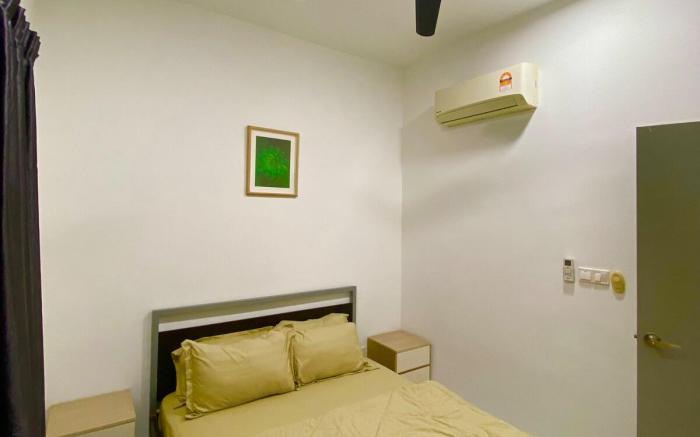 2 Bedrooms Hill View @Tower C (near Mall)  by DKAY