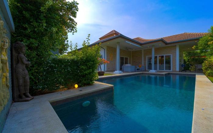 Modern 3 Bedroom Pool Villa l(MR54)