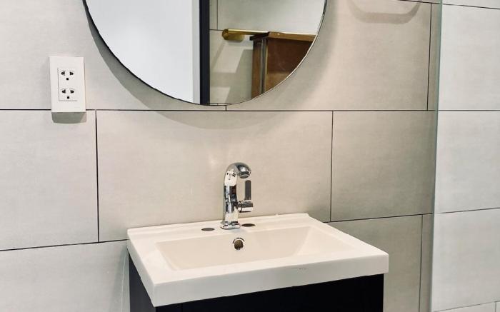 ARIE APARTMENT – 5m to Landmark 81