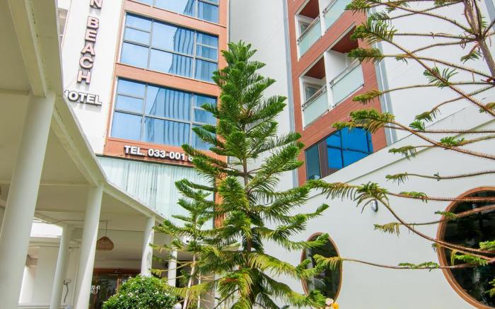 Golden Jomtien Beach Hotel 