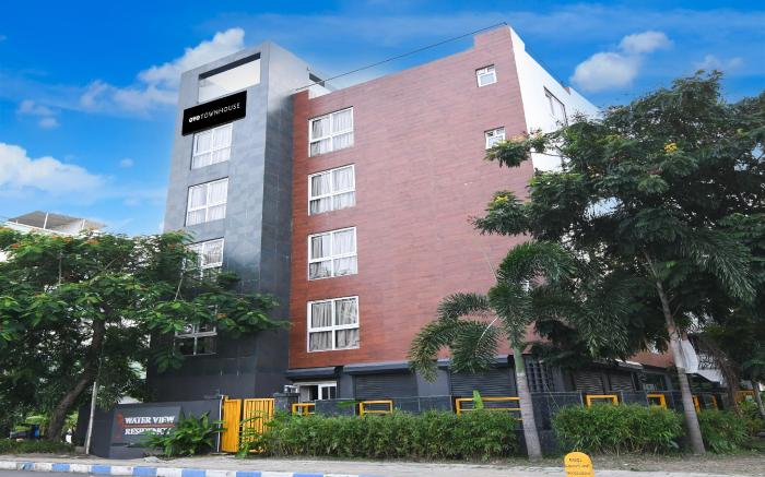 Super Collection O Water View Residency