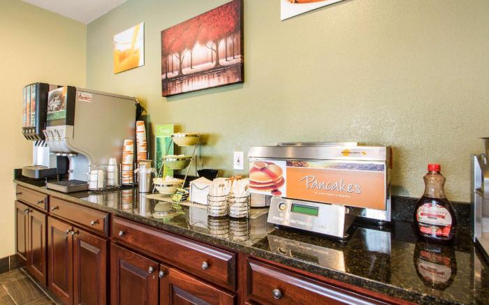 Quality Inn & Suites Wisconsin Dells Downtown - Waterparks Area