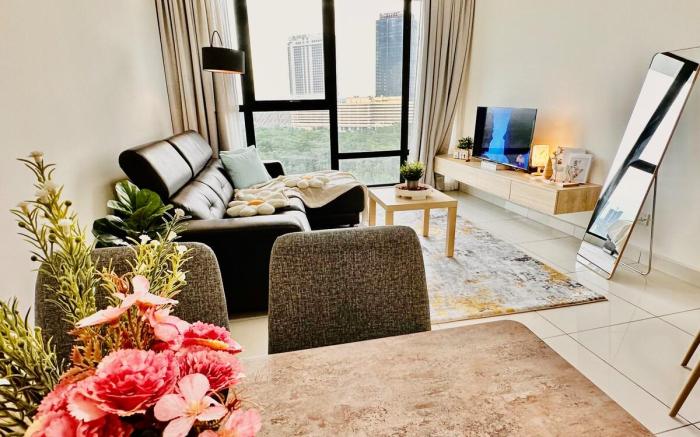Azure Tranquility @ Mosaic 2 Bedroom 6-10pax by R9