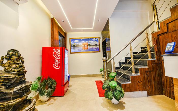 FabHotel Midway