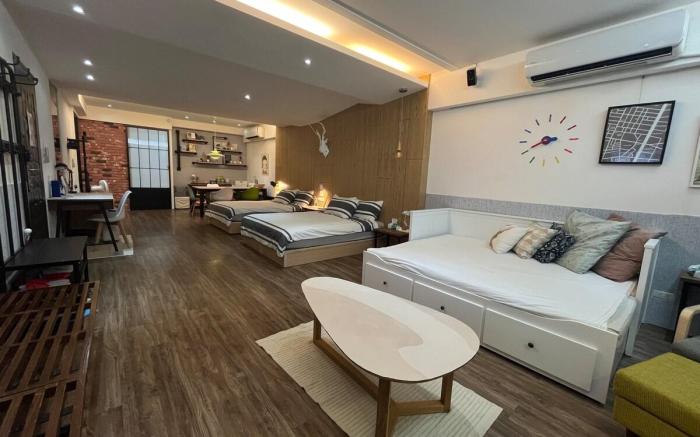 Ximen 3F Loft for 6p （3 nights up)