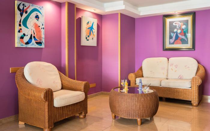 Hotel H TOP Palm Beach and SPA