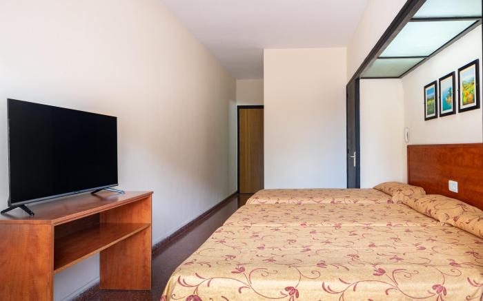 Hotel H TOP Palm Beach and SPA