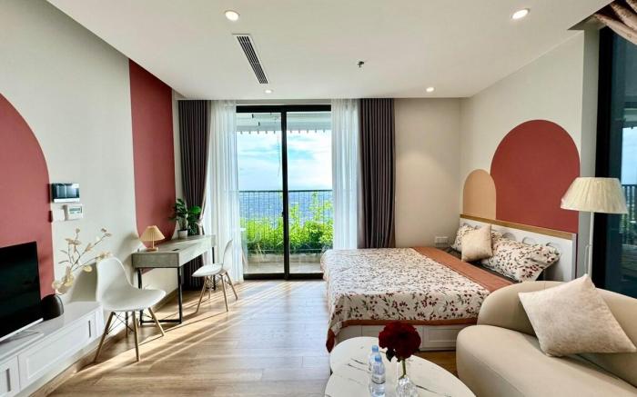 Lanmark OnsenEcopark/High floor/ Red river view