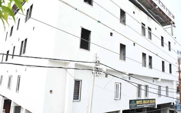 Hotel Srijan Grand