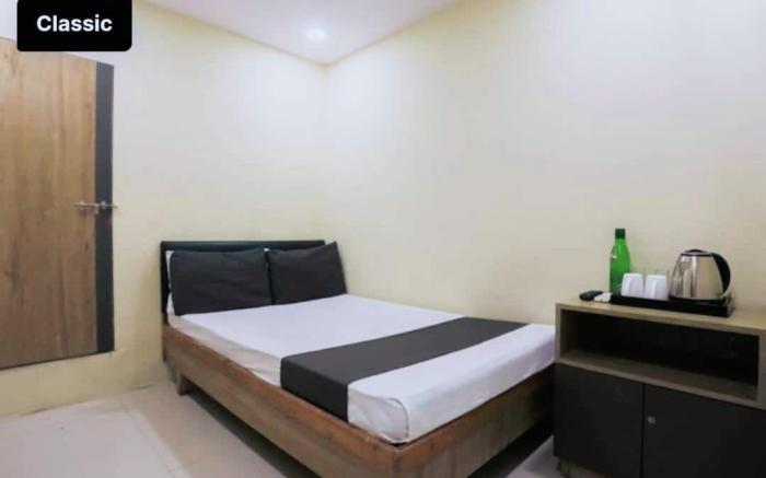 Dormitory & PG Ibis