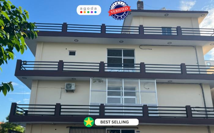 Goroomgo Shree Raj Homestay Ayodhya