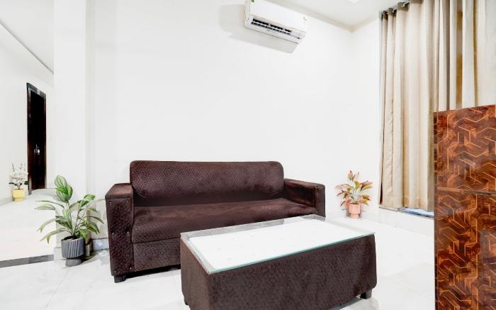 Super Townhouse Narholi Bridge Mathura