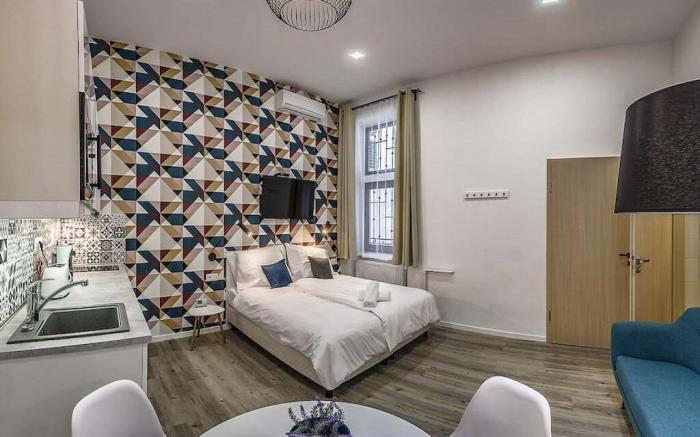 Danube Corner - Glam Downtown Apartments