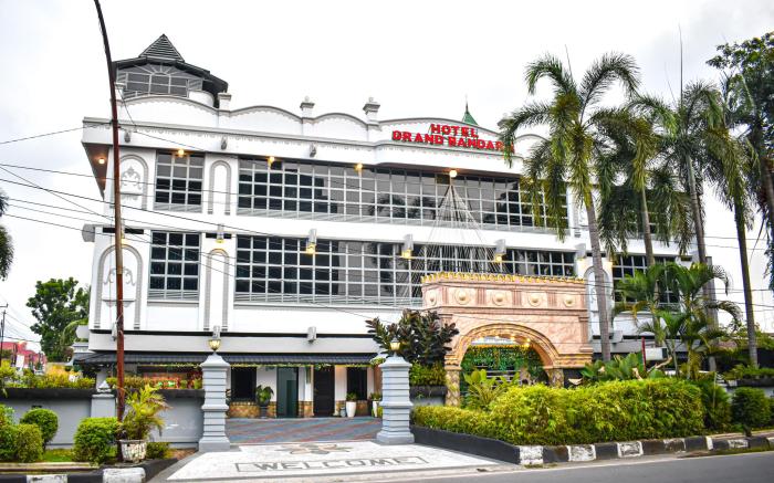 Hotel Grand Bandara
