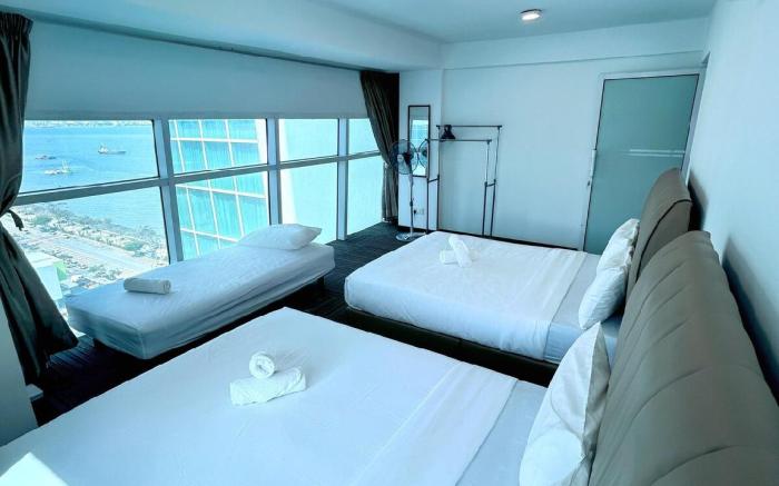 Maritime Suite Duplex 3Bedroom George Town by UHM