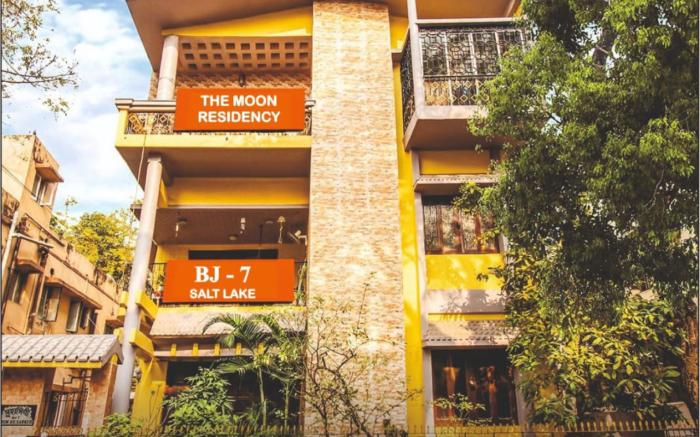 Goroomgo Moon Residency 2 Kolkata