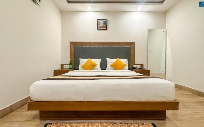 The 9 Oaks Hotel By Ekam Homes