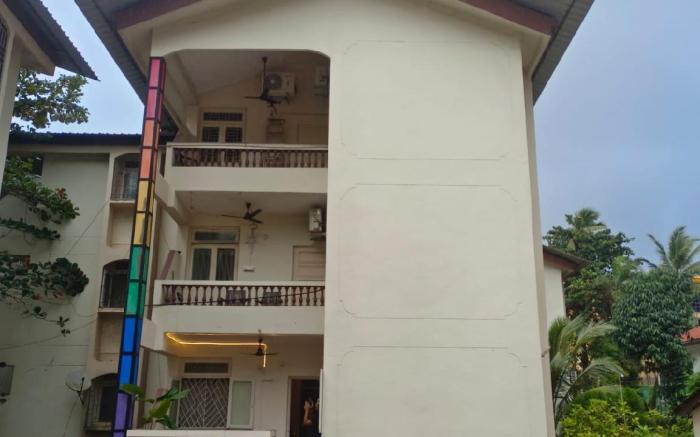 Poolside Apartment Bliss by the Pool Candolim Goa