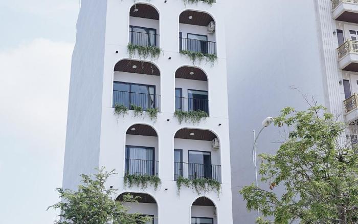 Amber Hotel