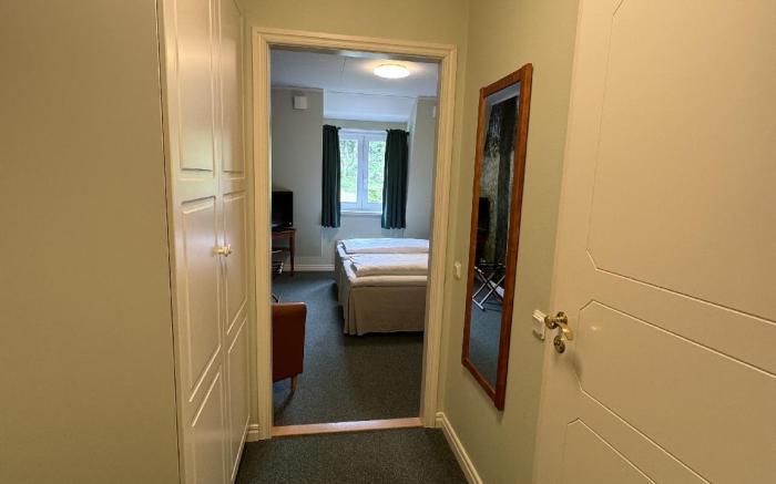 Doppelzimmer mit Bad und Küche