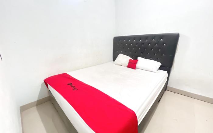 RedDoorz @ Kay Residence Waydadi Lampung