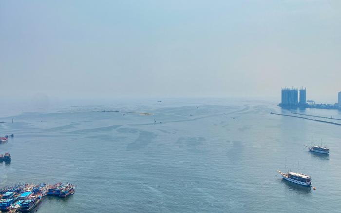 Best Homey 3BR @ Green Bay Condominium By Travelio