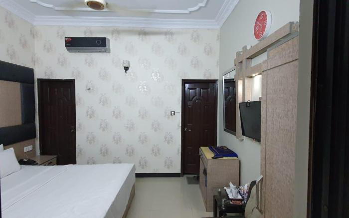 Diplomat Inn Hotel
