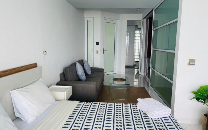 Two Bedroom Beach front near pattaya