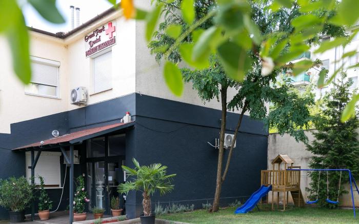 Mariposa Apartments