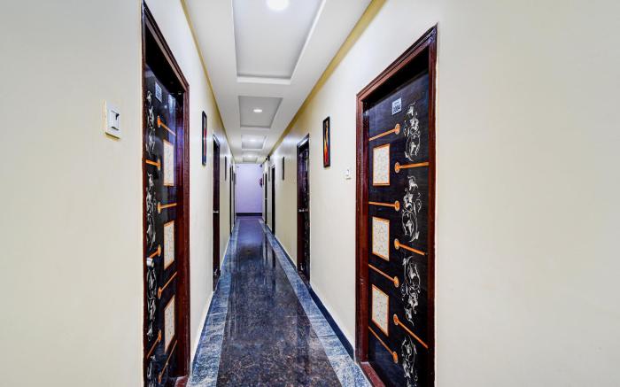 Hotel O Hafizpet Railway Station Formerly Noble Grand