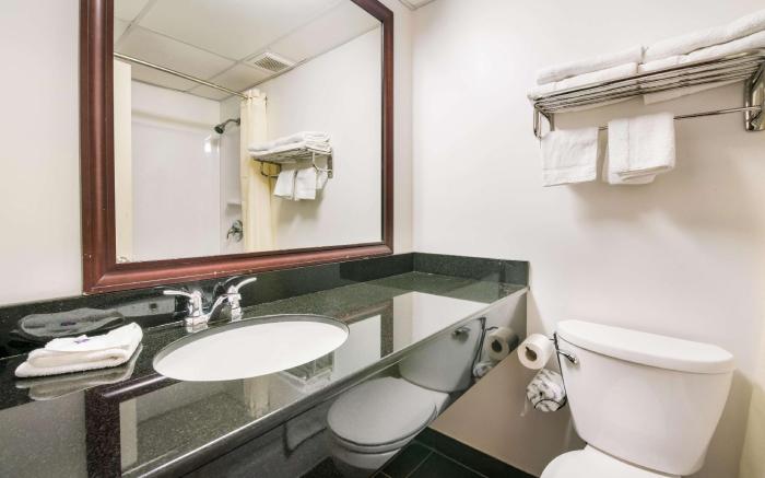 Motel 6 Tinton Falls, NJ - Neptune