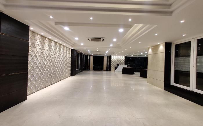 HOTEL THE 16