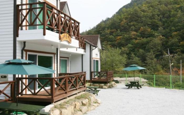 Yangyang Beopsuchi Yeoulmok Pension
