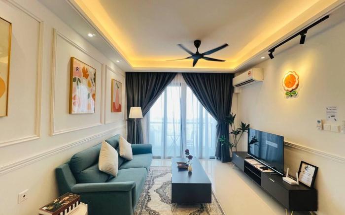 Delicate Seaview 1BRunit atR&F Seine Region byANJU