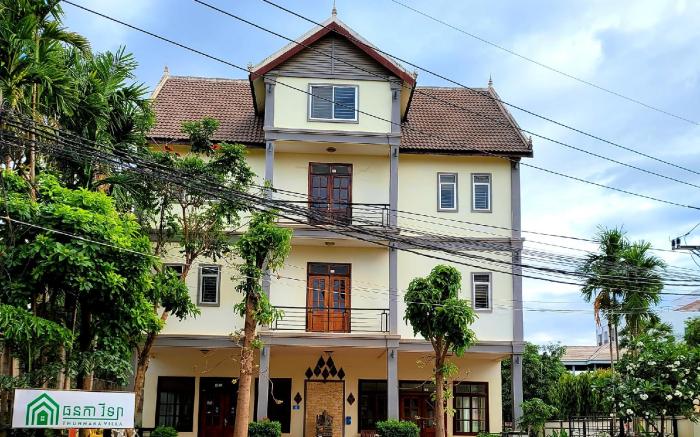 Thonka Boutique 