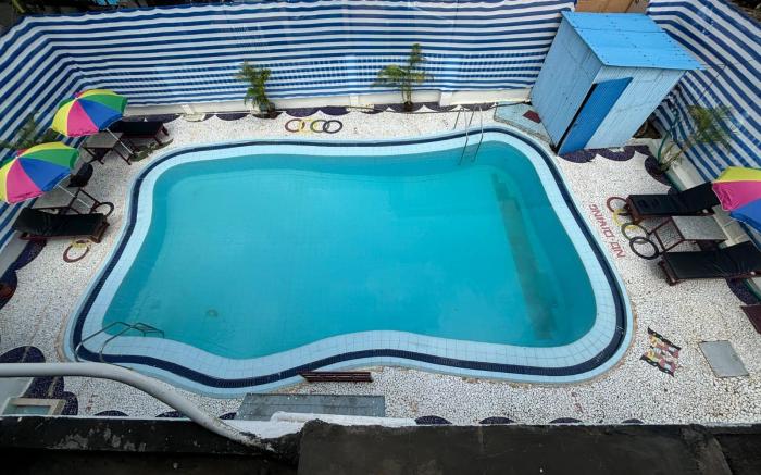 Holiday Beach Resort