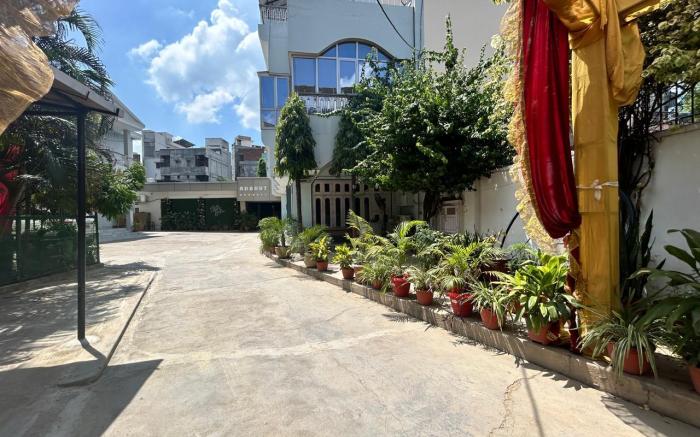 Hotel Evara
