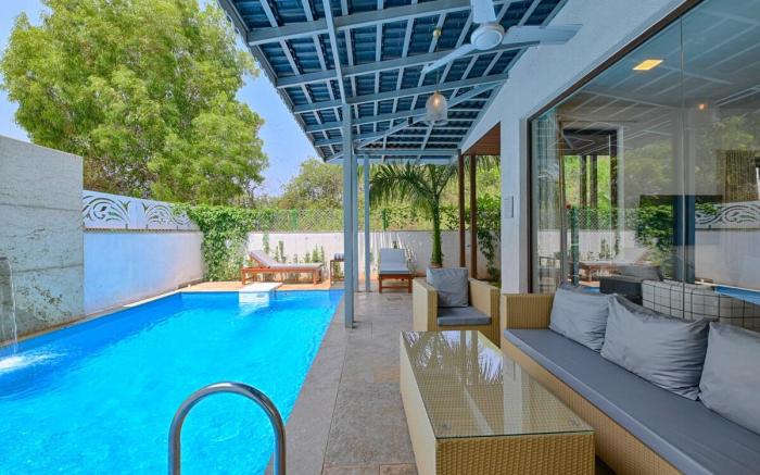 Melhor stays L-M109 5BHK Villa with private pool