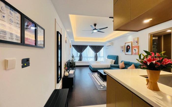 Sierra Studio unit at R&F Seine Region by ANJU