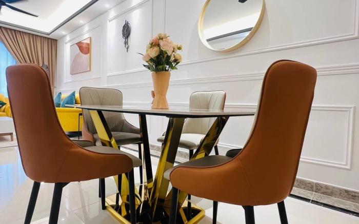 Cozy CausewayView 2BR unit R&F SeineRegion by ANJU