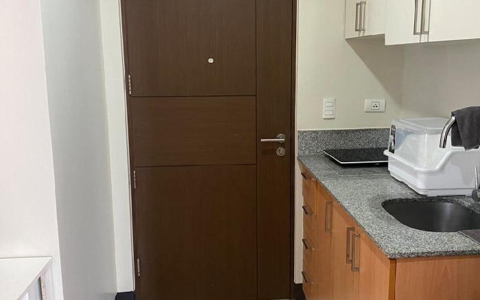 Couple Room with Amazing City Views in Cubao