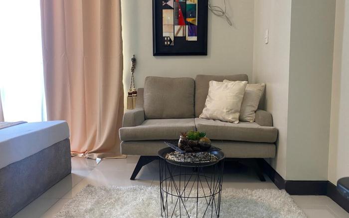 Couple Room with Amazing City Views in Cubao