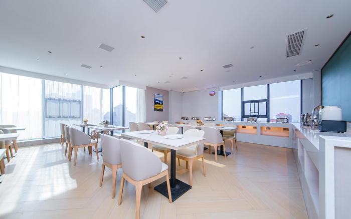 Echarm Hotel Xiangyang Hangkong Road Minfa Plaza