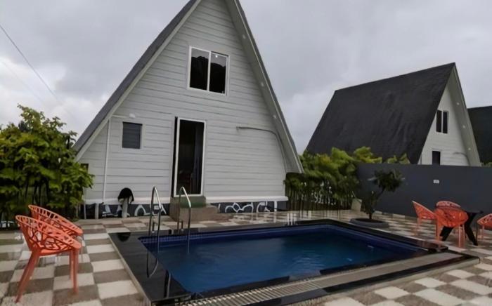 Gr8 hill pool villas