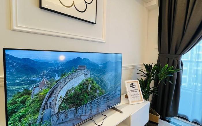 Château Seaview 2BR unit R&F Seine Region by ANJU
