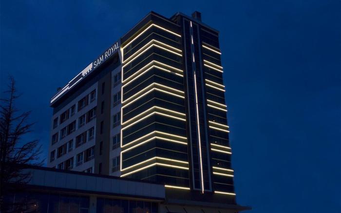 SAM ROYAL HOTEL