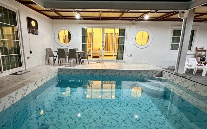 Luna Pool Villa Khonkaen 