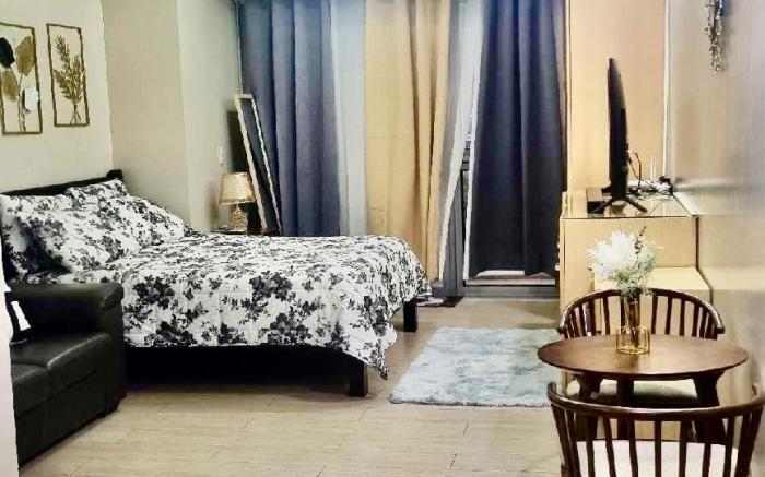 Budget Stay in 81 Newport Near Naia Terminal