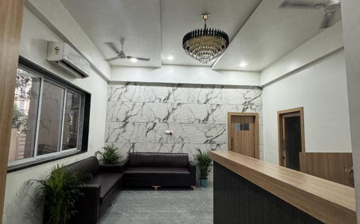 Hotel saffron inn